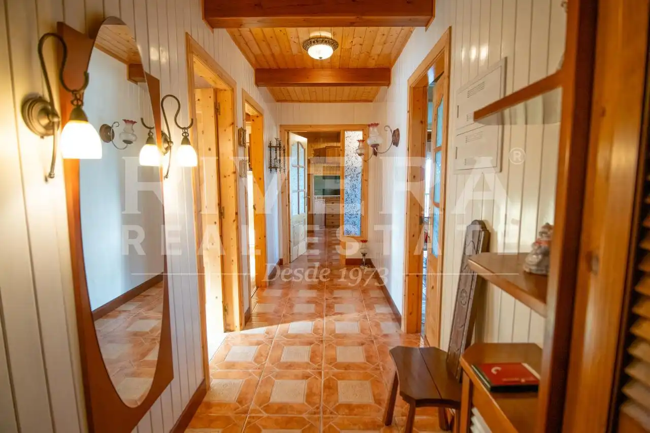 Casa o xalet en venda en Redondela amb Calefacció, Jardí privat i Terrassa