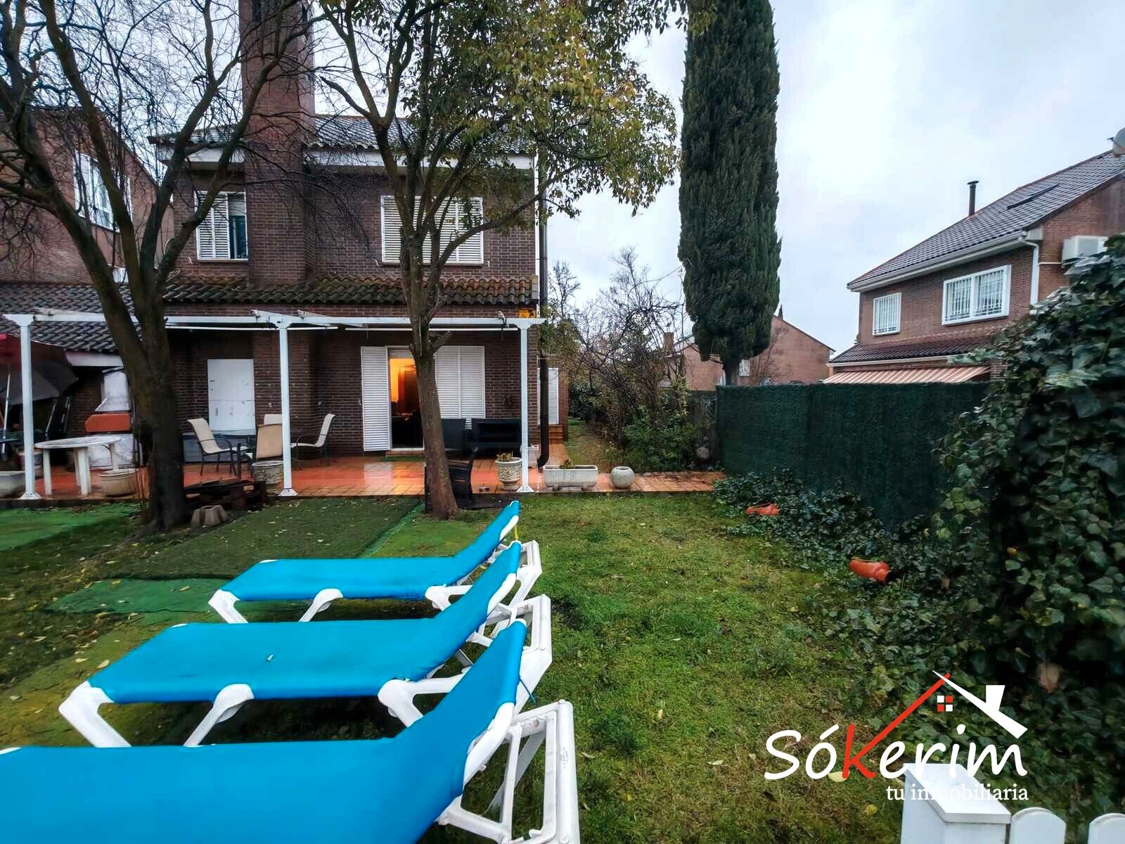 Jardí de Casa adosada en venda en Rivas-Vaciamadrid amb Calefacció, Jardí privat i Piscina