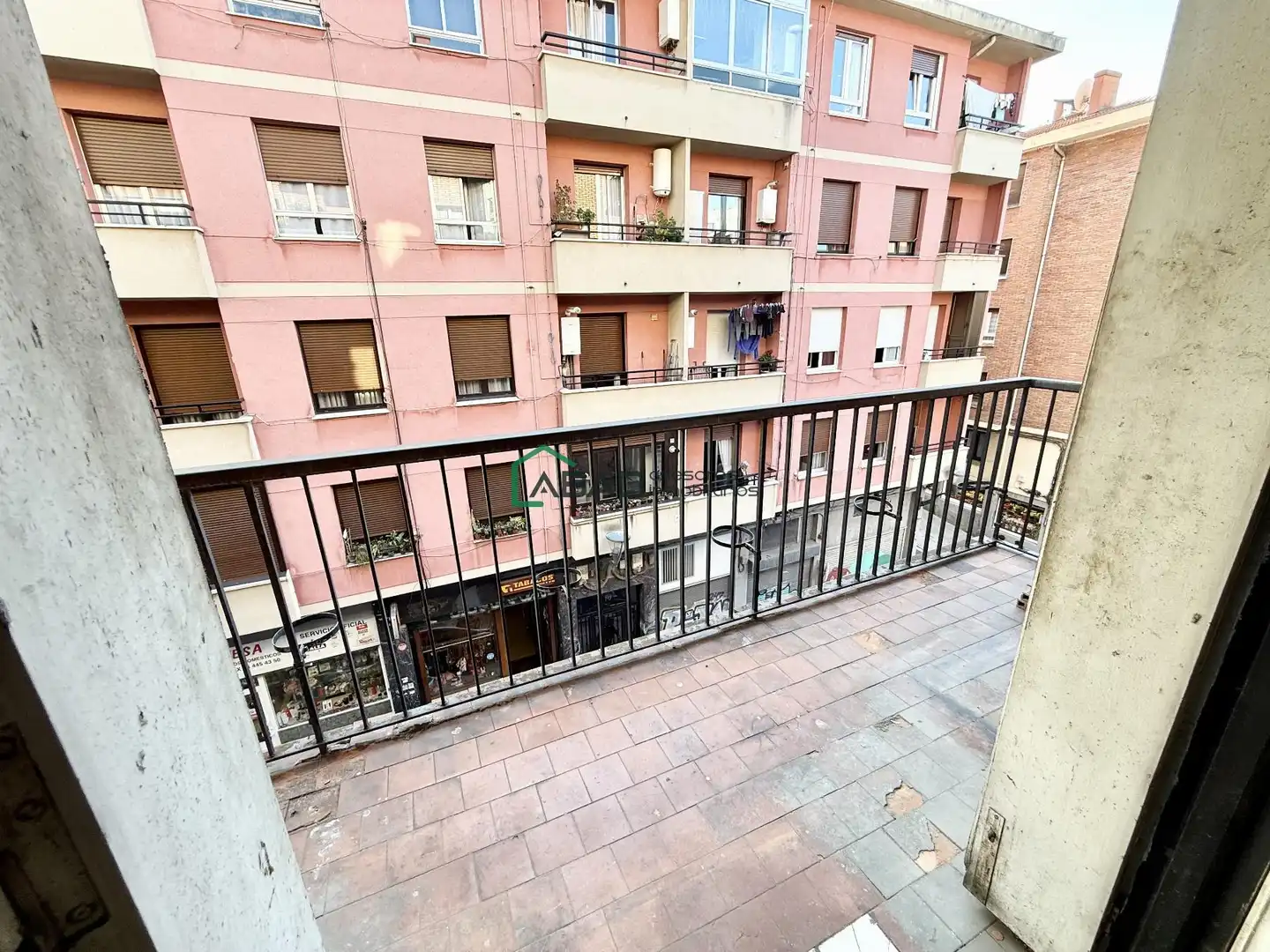 Terrassa de Pis en venda en Bilbao  amb Parquet, Terrassa i Balcó