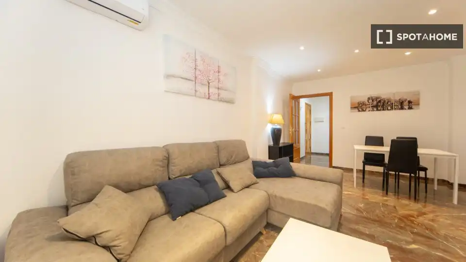Room in Barrio de Zaidín