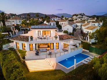 Haus mit Pool zum Verkauf in Marbella Centro