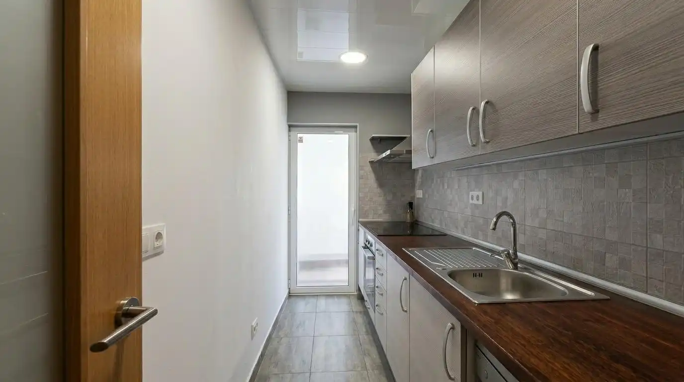 Cocina de Planta baja en venta en Barcelona con Calefacción