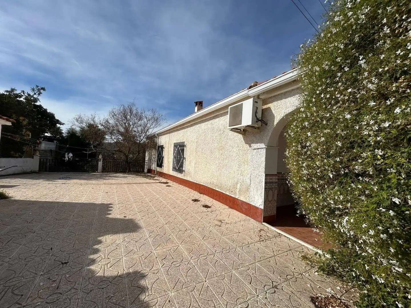 Exterior view of Houses for sale in Aspe  with Air Conditioner, Private garden and Terrace