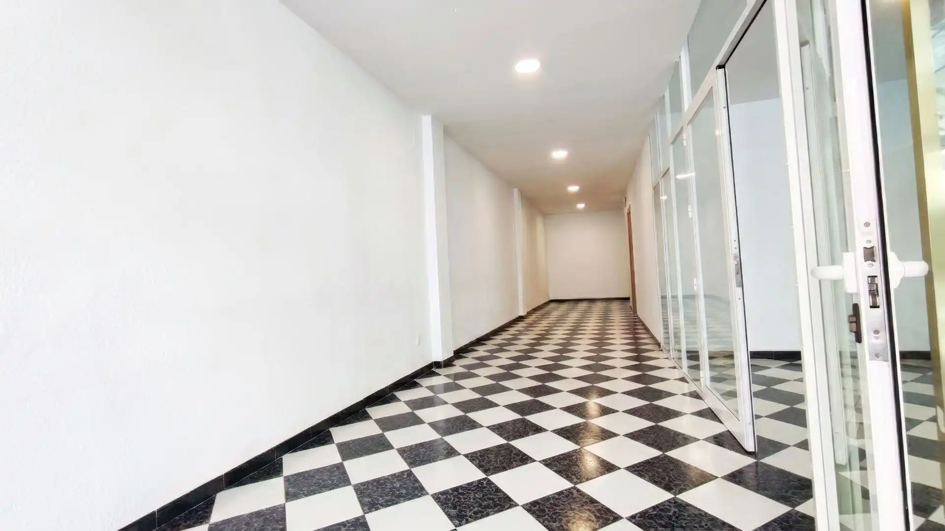 Local comercial en venda a Centro, imagen 14