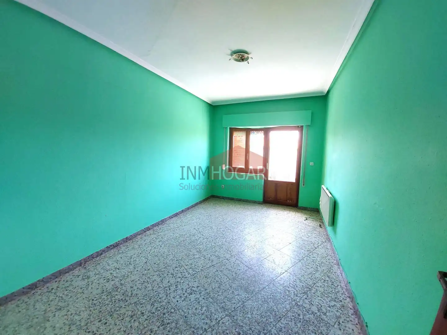 Sala de estar de Casa o chalet en venta en Palacios de Goda con Terraza, Trastero y Balcón