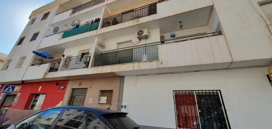 Piso en venta en C/ Rafael Alberti, Roquetas Pueblo