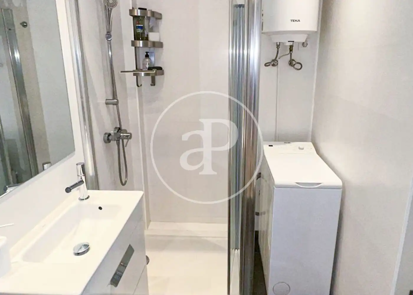 Loft de alquiler en C. de Londres, Guindalera