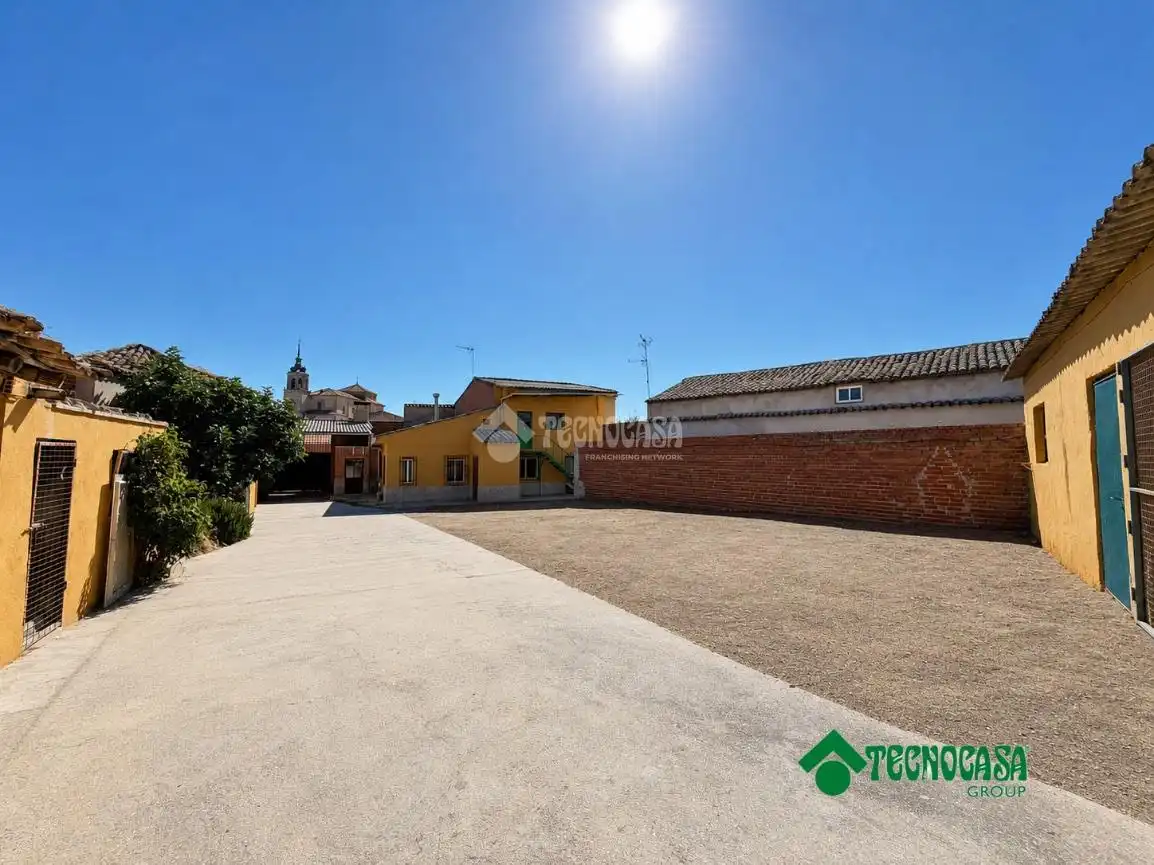 Exterior view of Detached homes for sale in Carmena