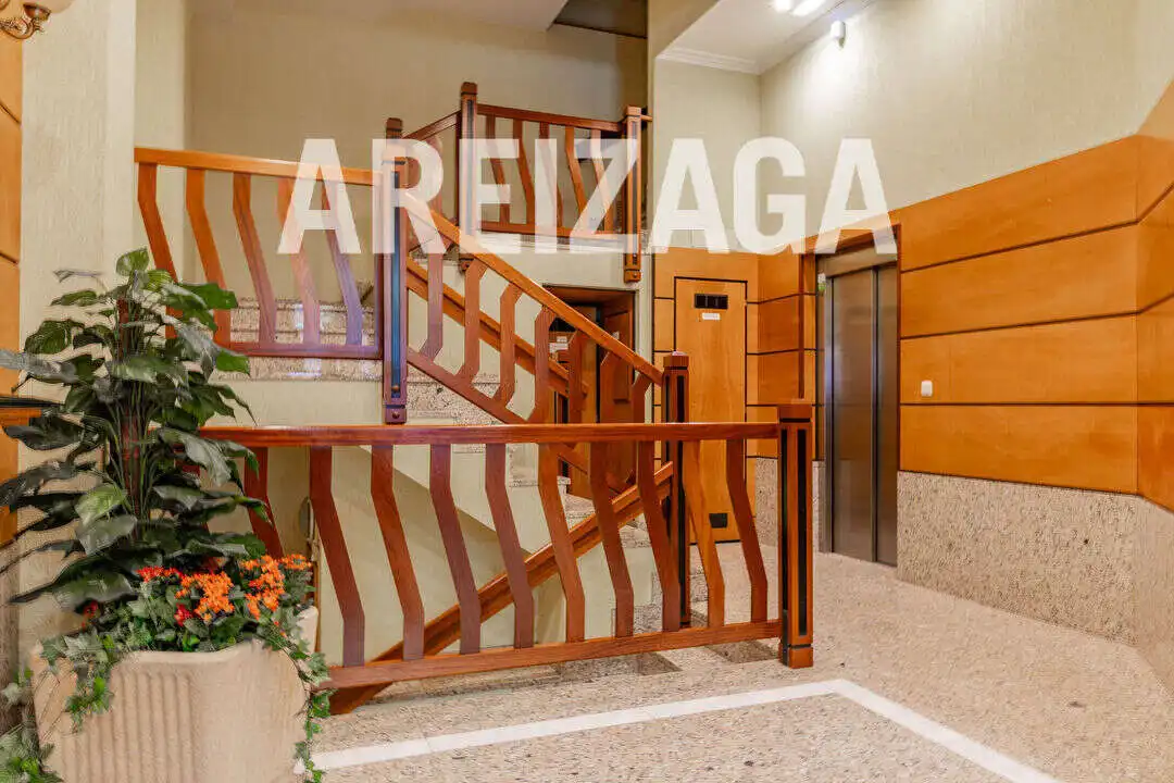 Piso en venta en Donostia - San Sebastián  con Calefacción, Amueblado y Balcón
