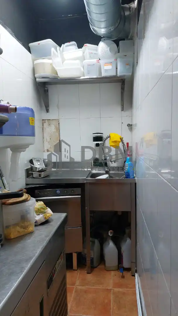 Business premises for transfer in Eixample, imagen 10
