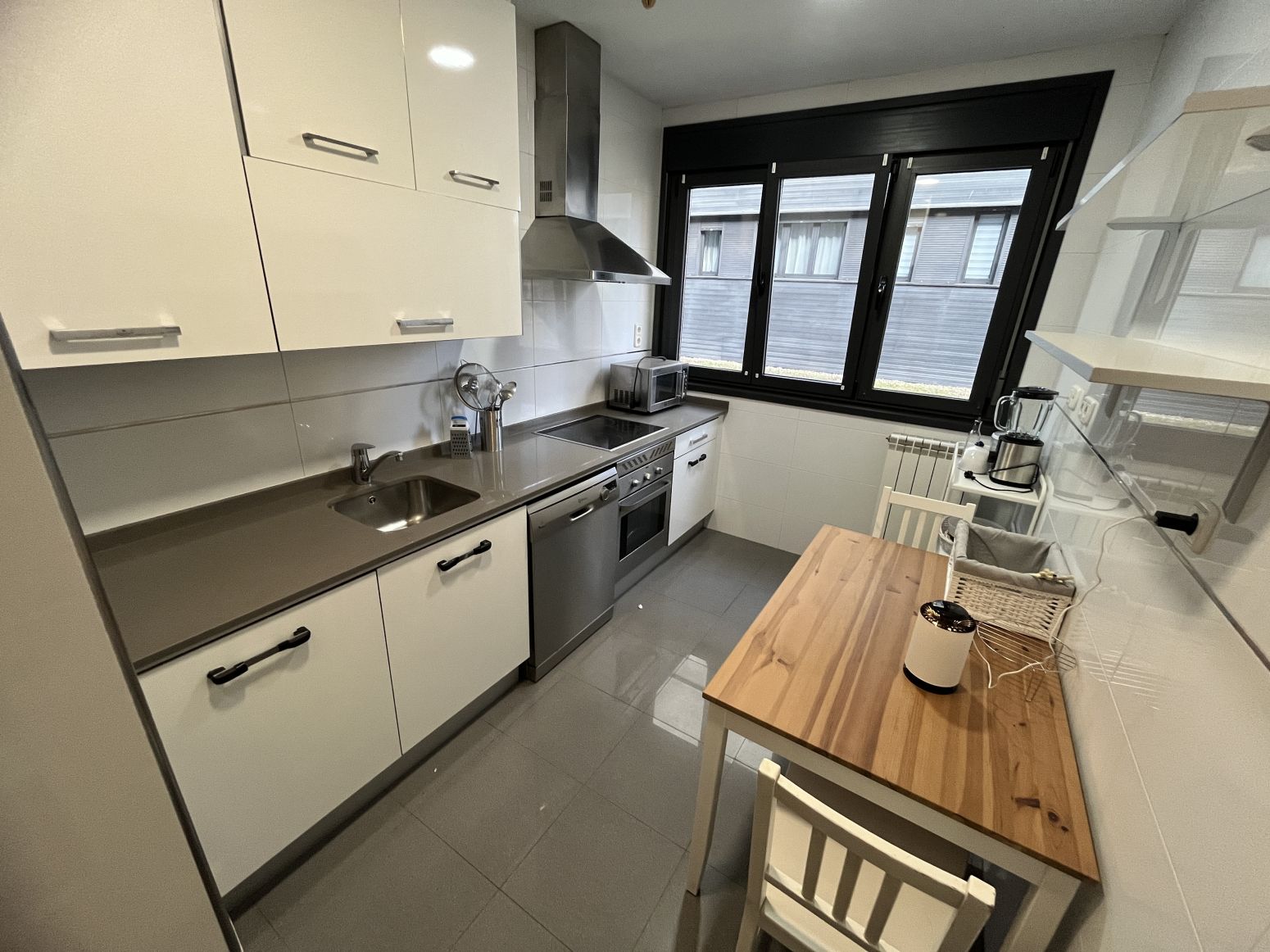 Flat to rent in Avilés - CALLE RUI PEREZ, Centro