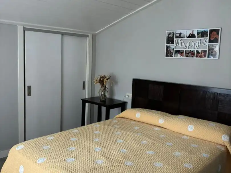 Habitación de Casa o chalet de alquiler en Nigrán con Calefacción, Jardín privado y Amueblado