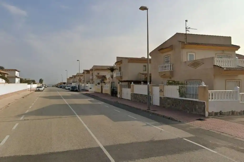 Vista exterior de Casa adosada en venta en Rojales con Jardín privado, Terraza y Piscina comunitaria
