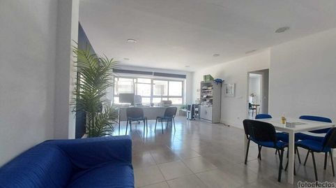 Oficina en venta en Avda. Rafael Pérez del Álamo, 3 dormitorios.