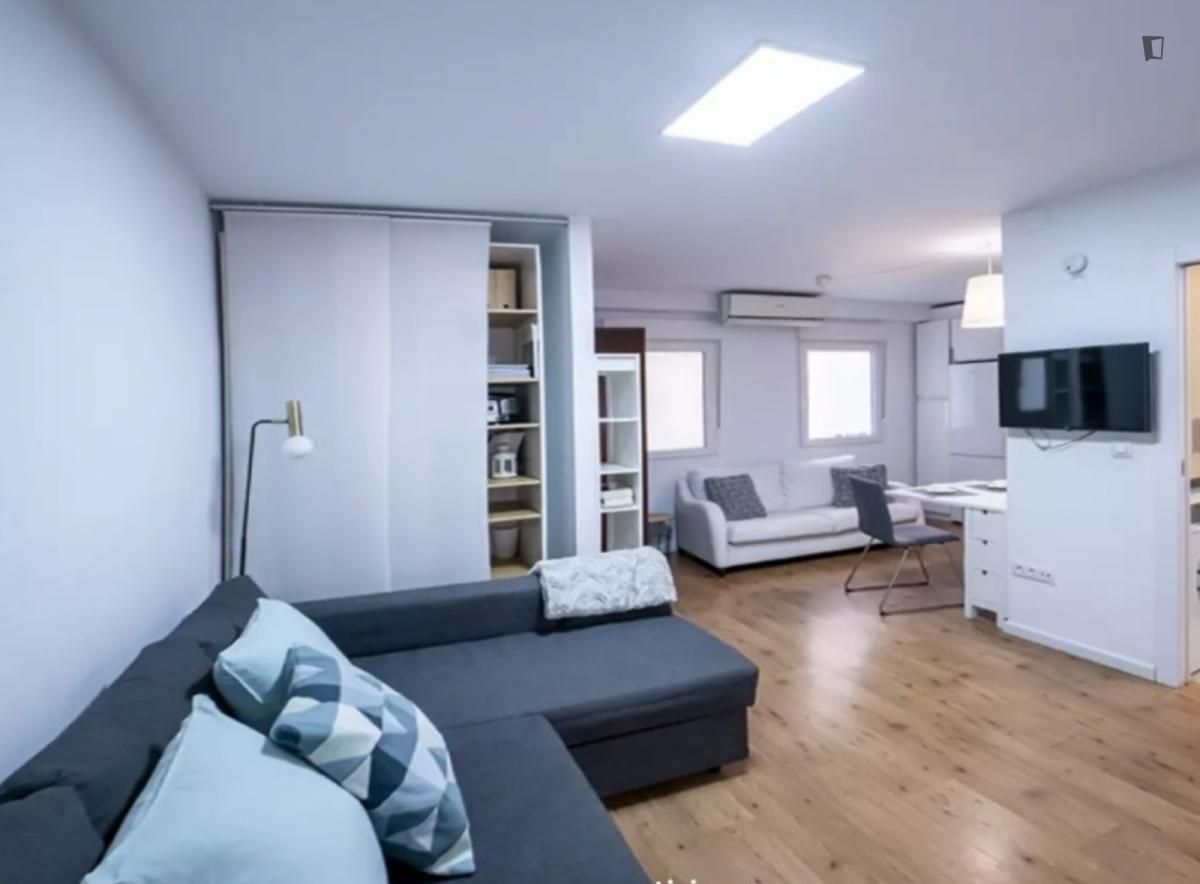Living room of Apartment to rent in  Valencia Capital  with Air Conditioner, Furnished and Oven