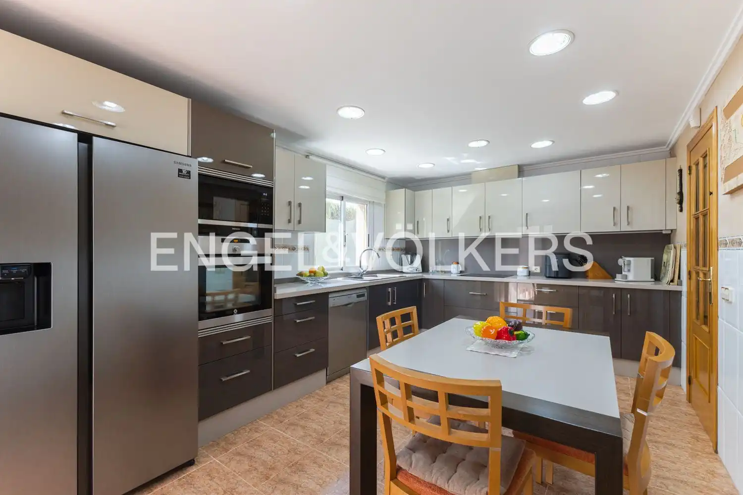 Kitchen of Houses for sale in L'Eliana  with Air Conditioner, Heating and Private garden