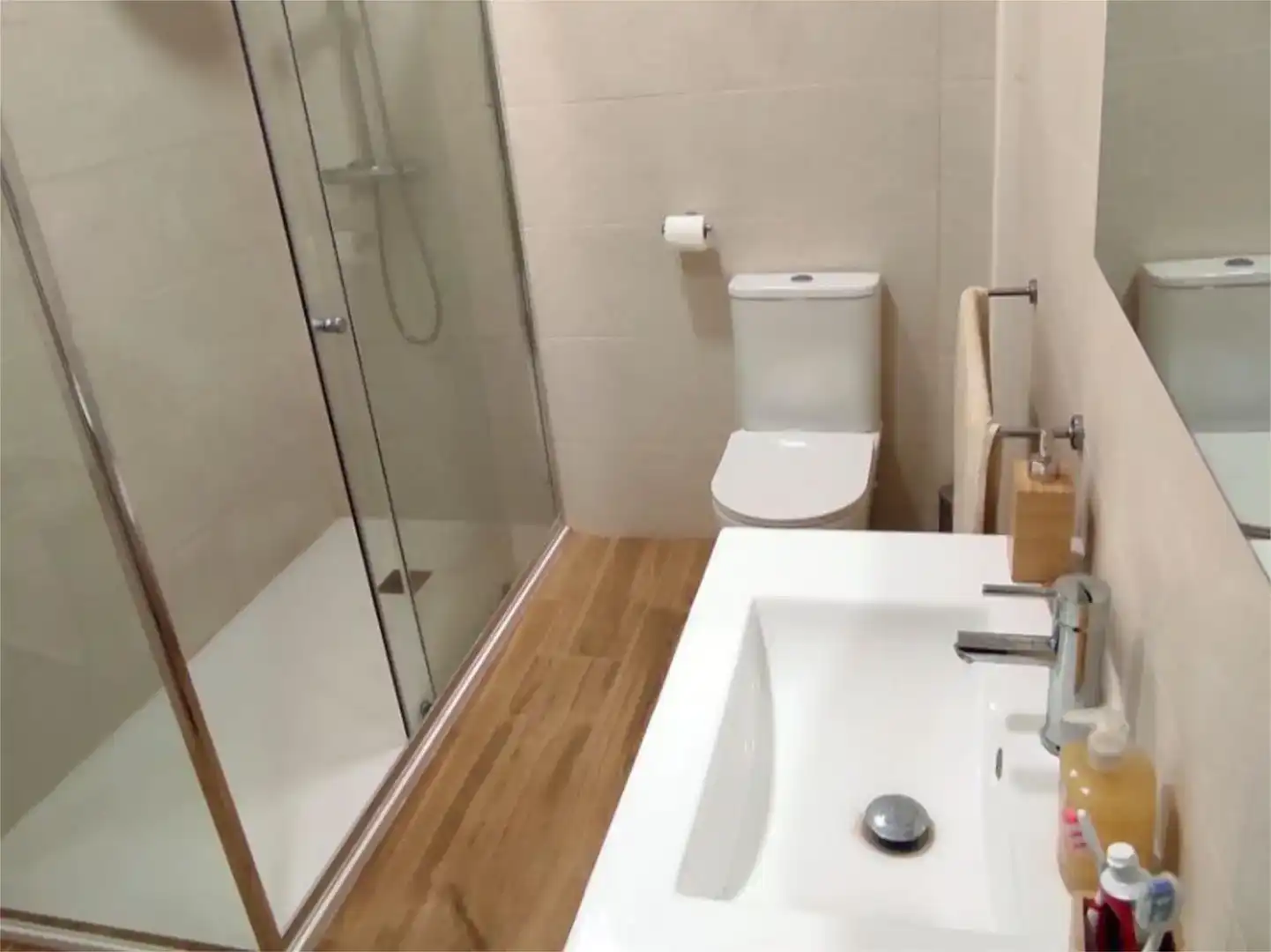 Baño de Casa adosada en venta en L'Escala con Aire acondicionado y Balcón