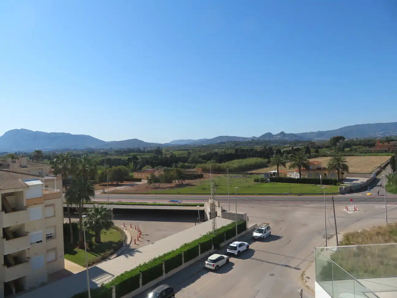 Außenansicht von Maisonette zum Verkauf in Dénia mit Klimaanlage, Terrasse und Abstellraum