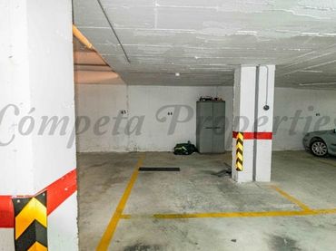 Plaza de garaje individual en venta en Torrox Pueblo