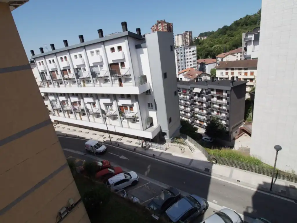 Flat with lift for sale in Avenida Ulia, imagen 25