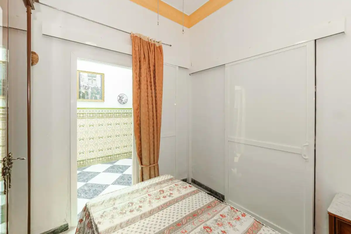 Dormitori de Casa adosada en venda en El Coronil amb Aire condicionat, Calefacció i Terrassa