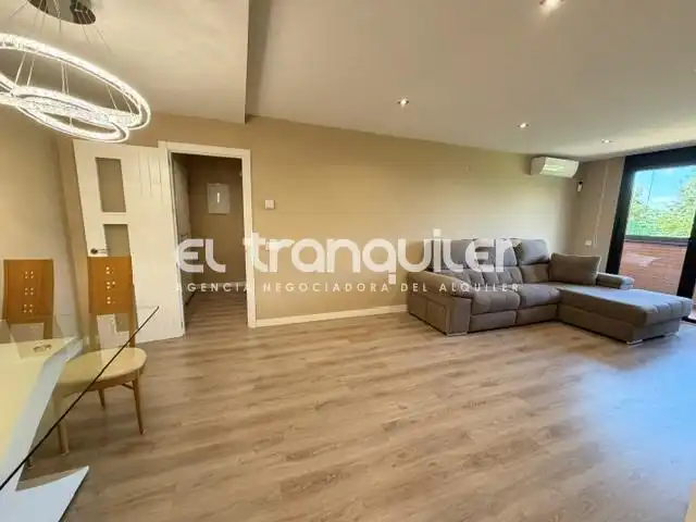 Piso de alquiler en Calle Fernando VII, San José - Buenos Aires