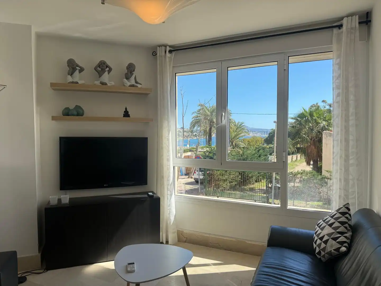 Living room of Apartments for sale in Calpe / Calp  with Air Conditioner, Furnished and Community pool