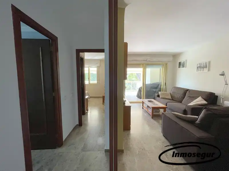 Piso en venta en Salou con Terraza, Amueblado y Piscina comunitaria