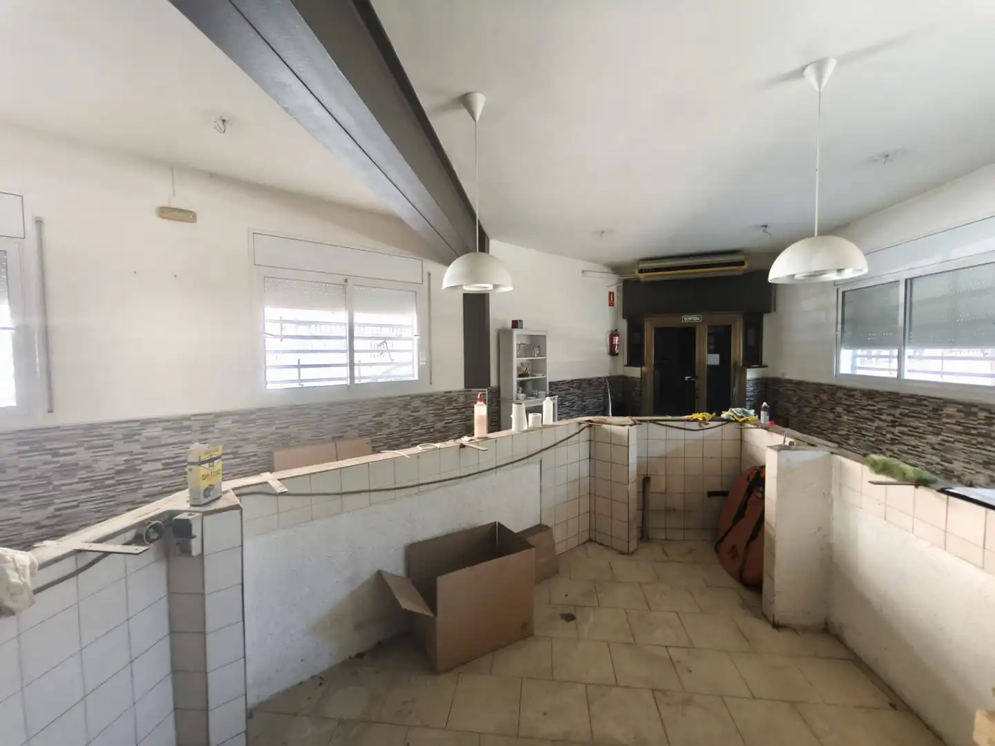 Local comercial en venda a Canovelles, imagen 4