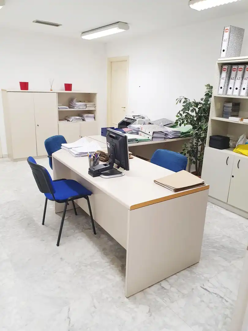 Commercial properties for sale in El Viso del Alcor  with Air Conditioner