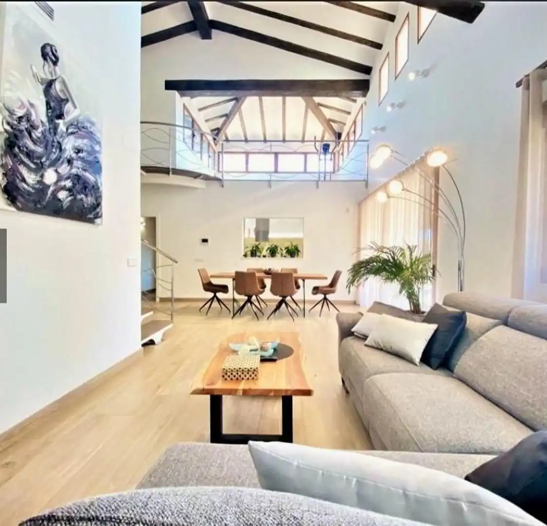 Sala d'estar de Casa o xalet en venda en Albaida amb Aire condicionat, Jardí privat i Traster