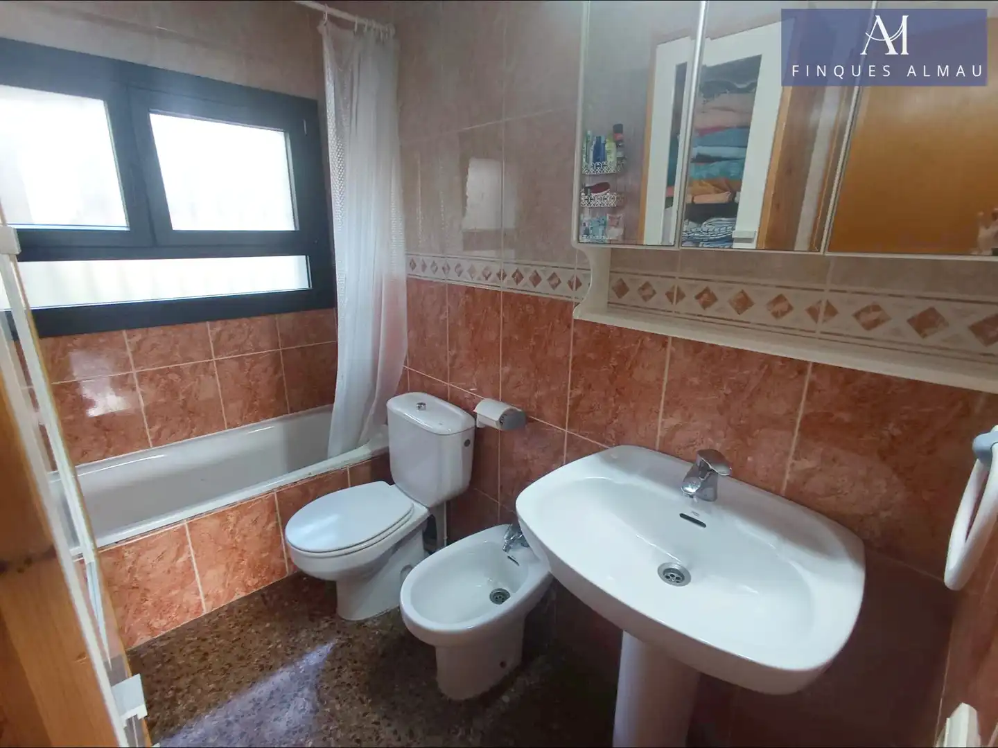 Bany de Casa o xalet en venda en Sant Pere de Ribes amb Calefacció, Jardí privat i Terrassa