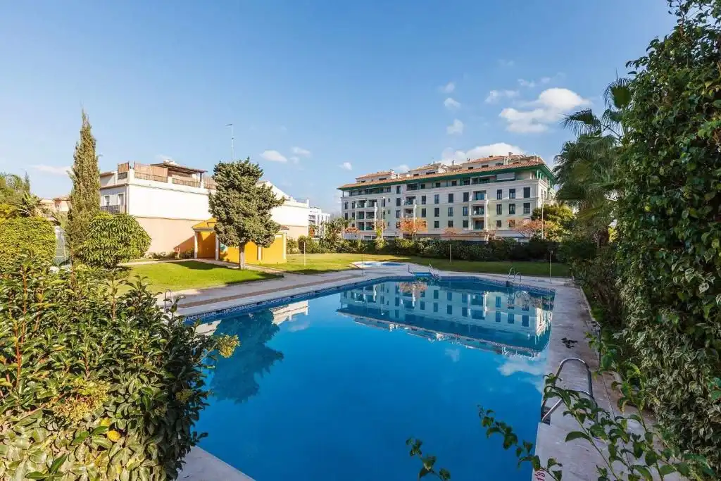 Piscina de Àtic en venda en Vélez-Málaga amb Aire condicionat, Terrassa i Moblat