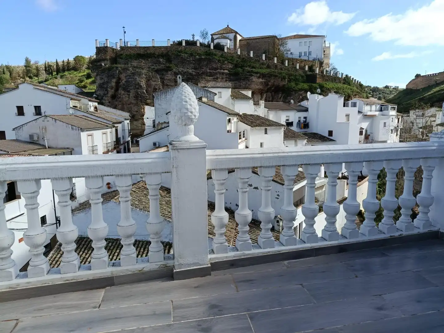 Exterior view of Duplexes for sale in Setenil de las Bodegas  with Terrace and Balcony