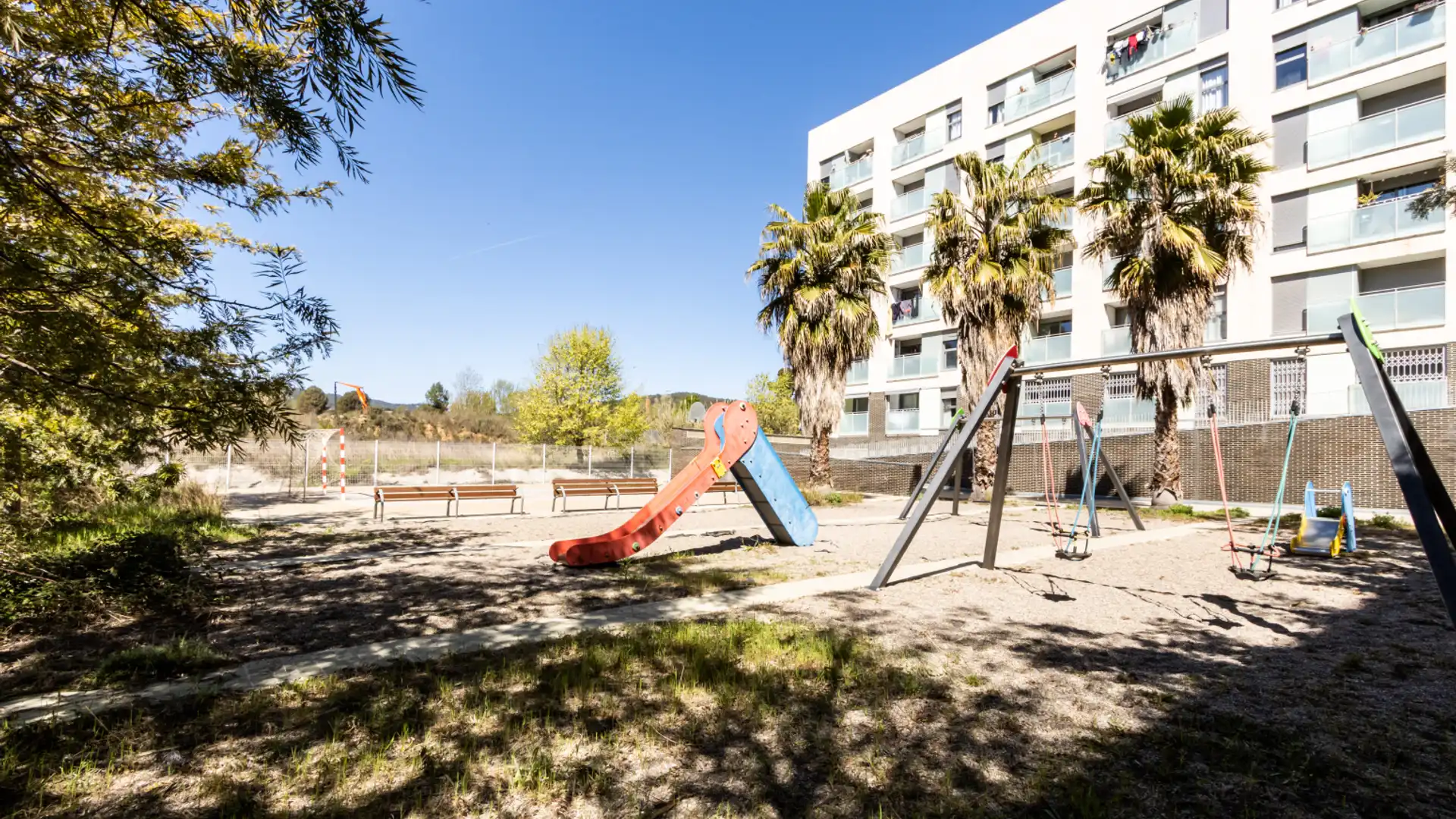 Vista exterior de Piso en venta en Terrassa con Calefacción y Balcón
