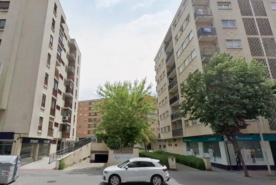 Außenansicht von Wohnung zum Verkauf in Salamanca mit Heizung