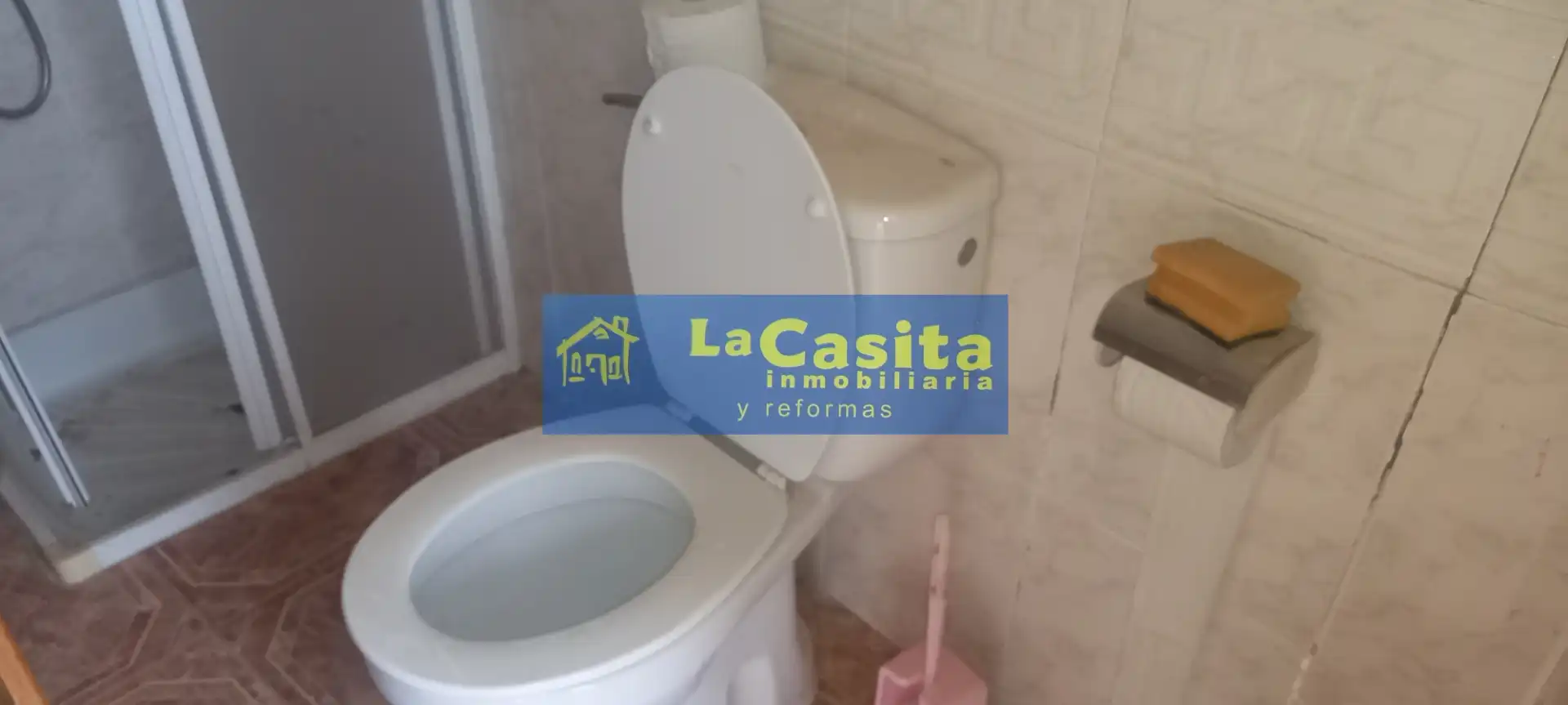 Bany de Casa o xalet en venda en Almagro amb Terrassa, Traster i Balcó