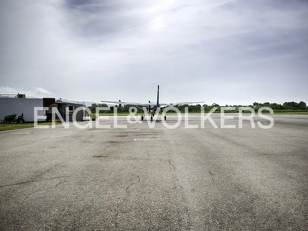 Industrial buildings for sale in Empuriabrava