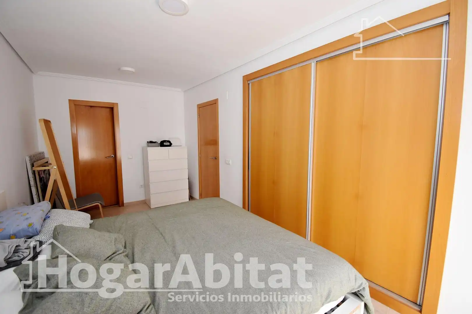Schlafzimmer von Dachboden zum Verkauf in Burriana / Borriana mit Klimaanlage, Heizung und Terrasse