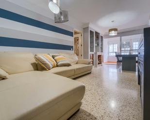 Sala d'estar de Apartament en venda en  Sevilla Capital