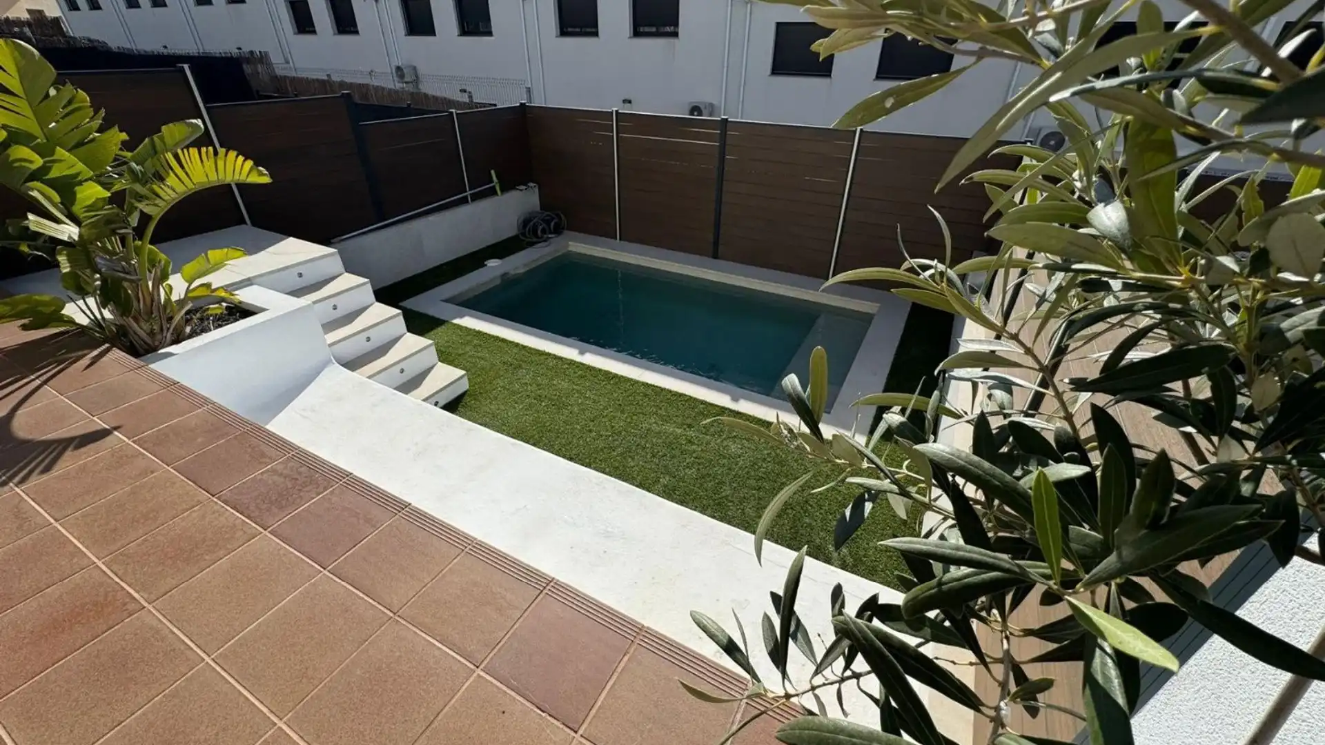 Piscina de Casa adosada en venta en Castellet i la Gornal con Aire acondicionado, Calefacción y Piscina