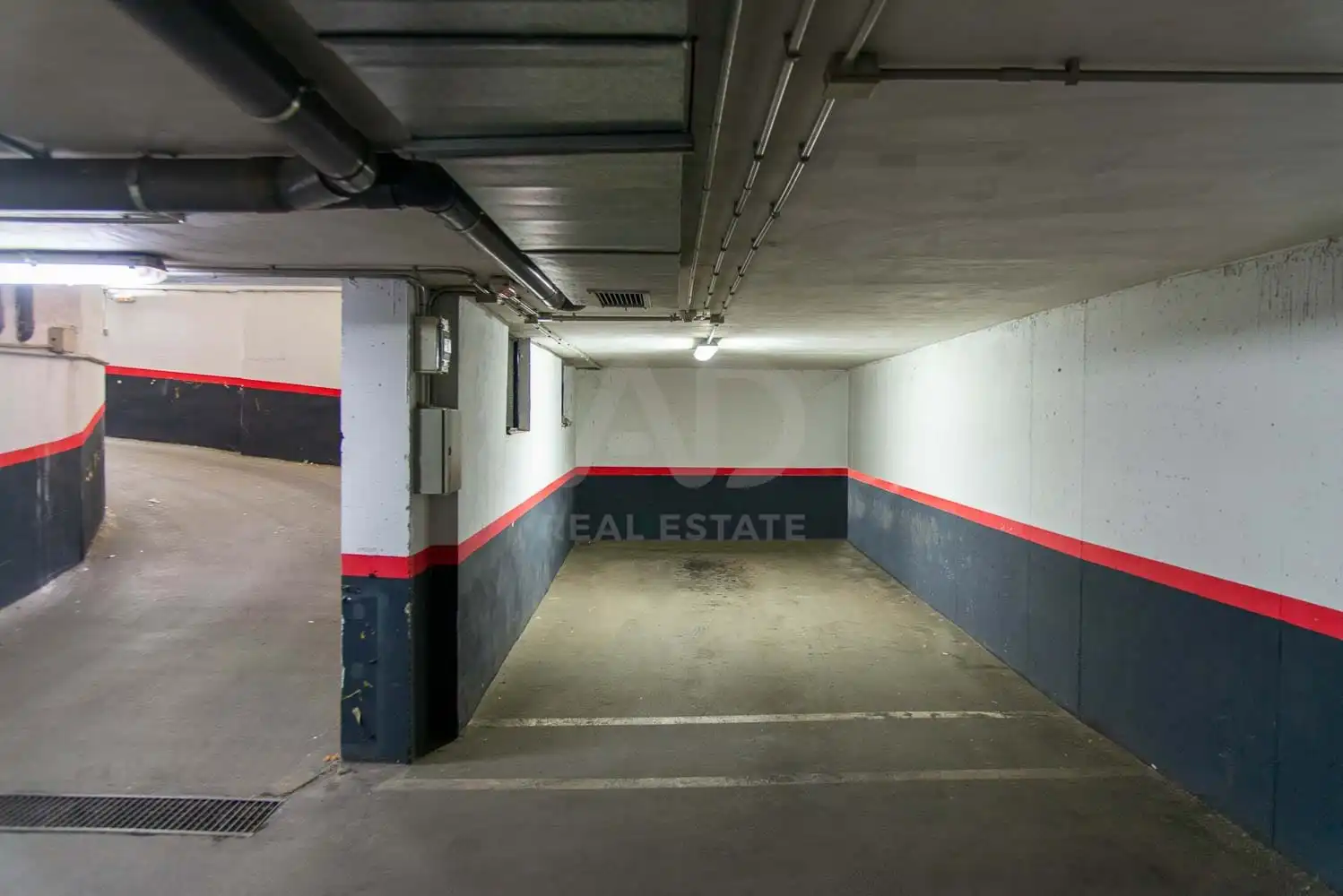 Parking de Piso en venta en Madrid con Aire acondicionado, Calefacción y Terraza