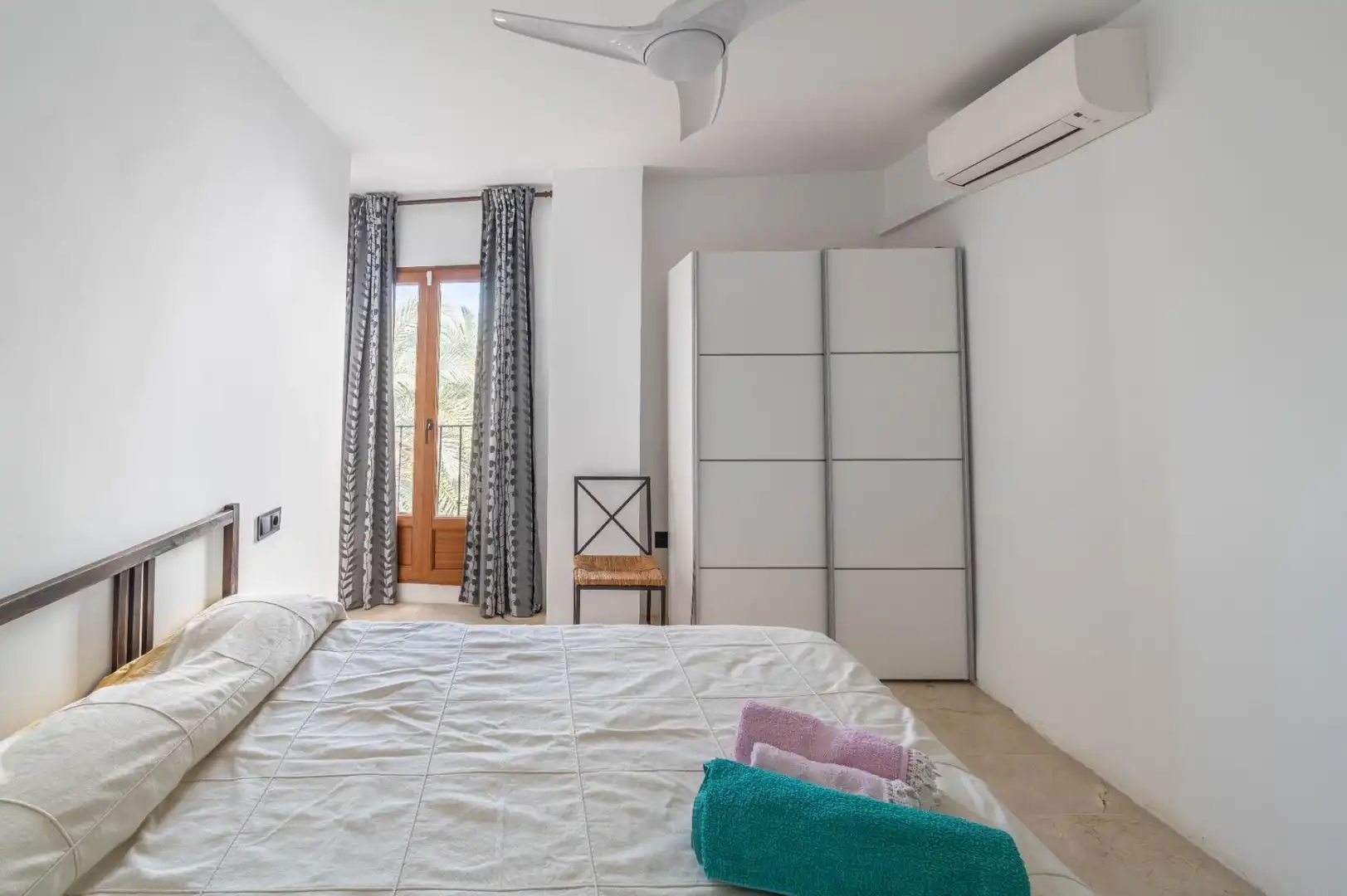 Schlafzimmer von Wohnungen zum Verkauf in Granada mit Klimaanlage, Heizung und Terrasse