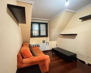 Wohnzimmer von Wohnungen zum verkauf in Teo mit Abstellraum und Möbliert