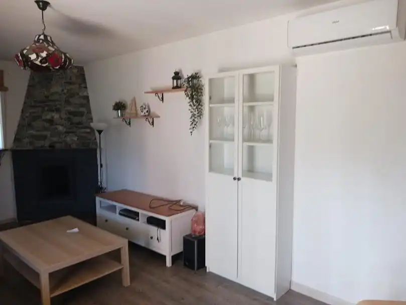 Sala de estar de Casa o chalet en venta en Escalona con Aire acondicionado, Jardín privado y Piscina
