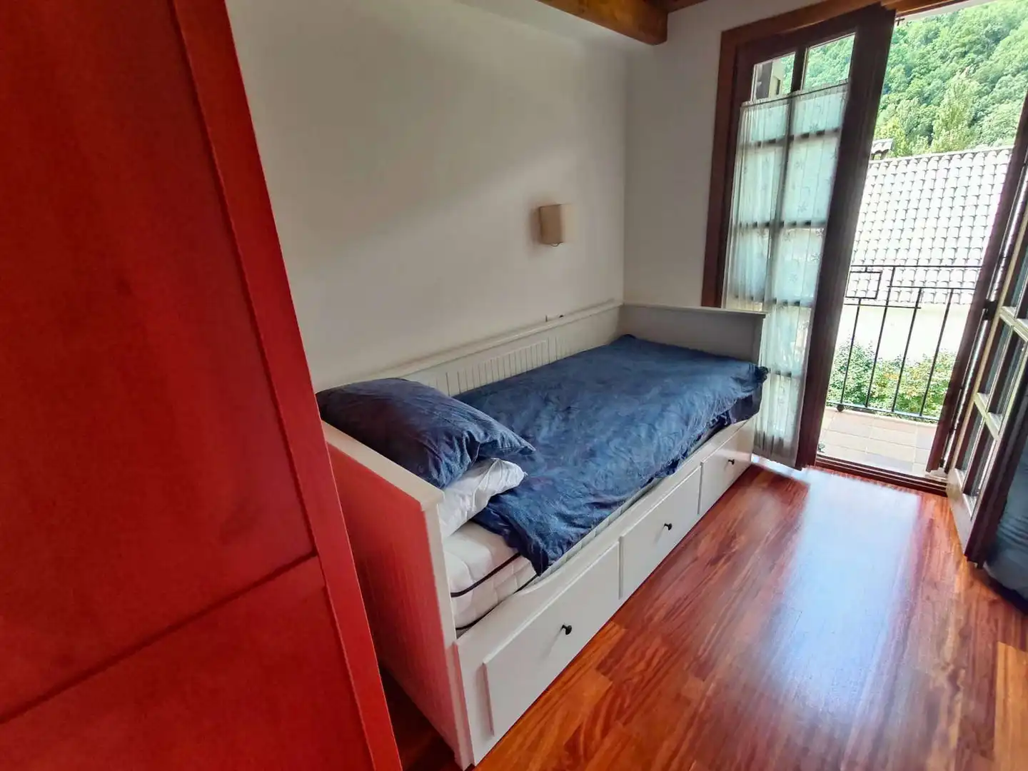 Habitación de Dúplex en venta en Vilallonga de Ter con Amueblado y Balcón