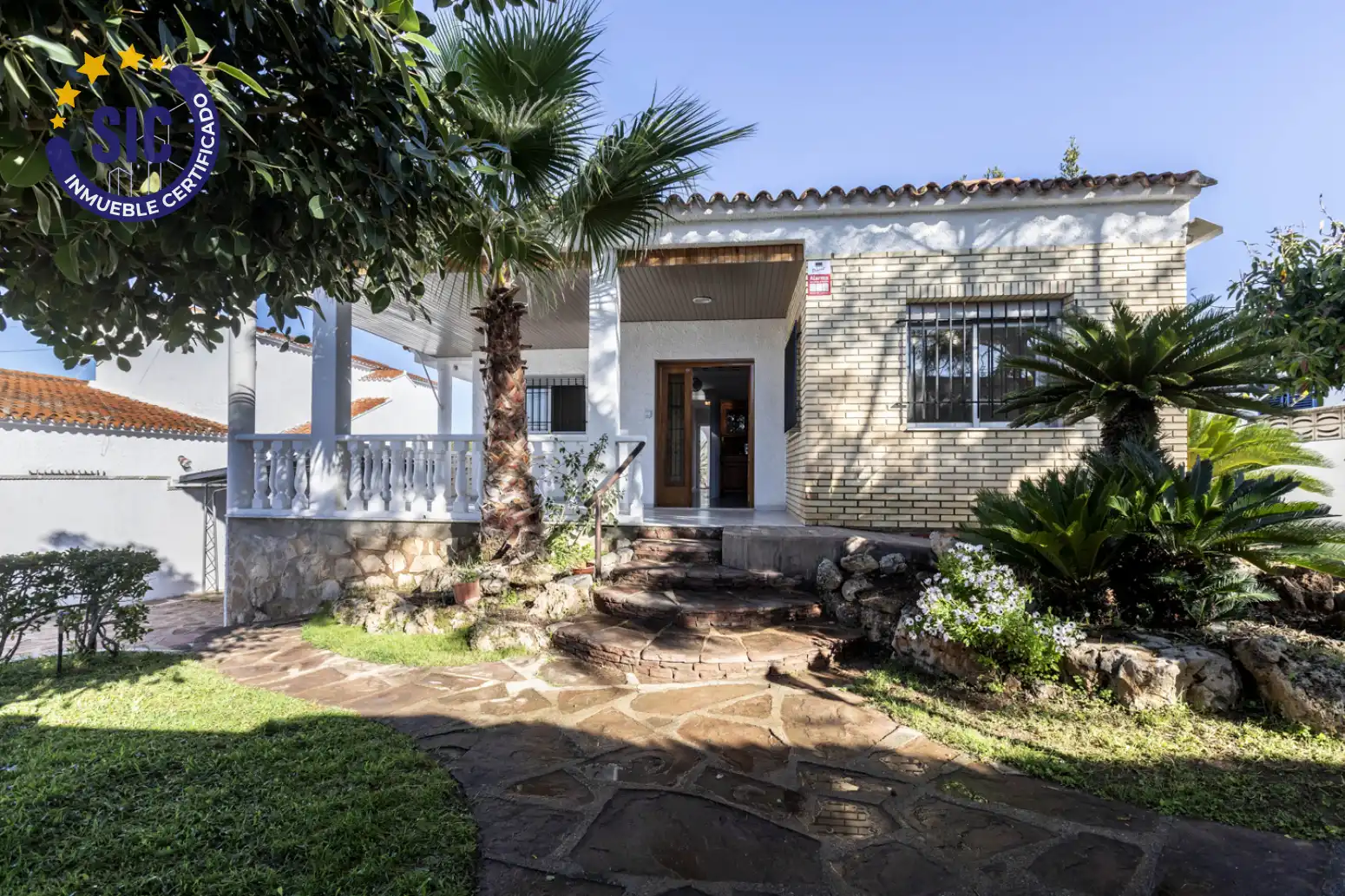 Vista exterior de Casa o chalet en venta en L'Eliana con Aire acondicionado, Calefacción y Jardín privado