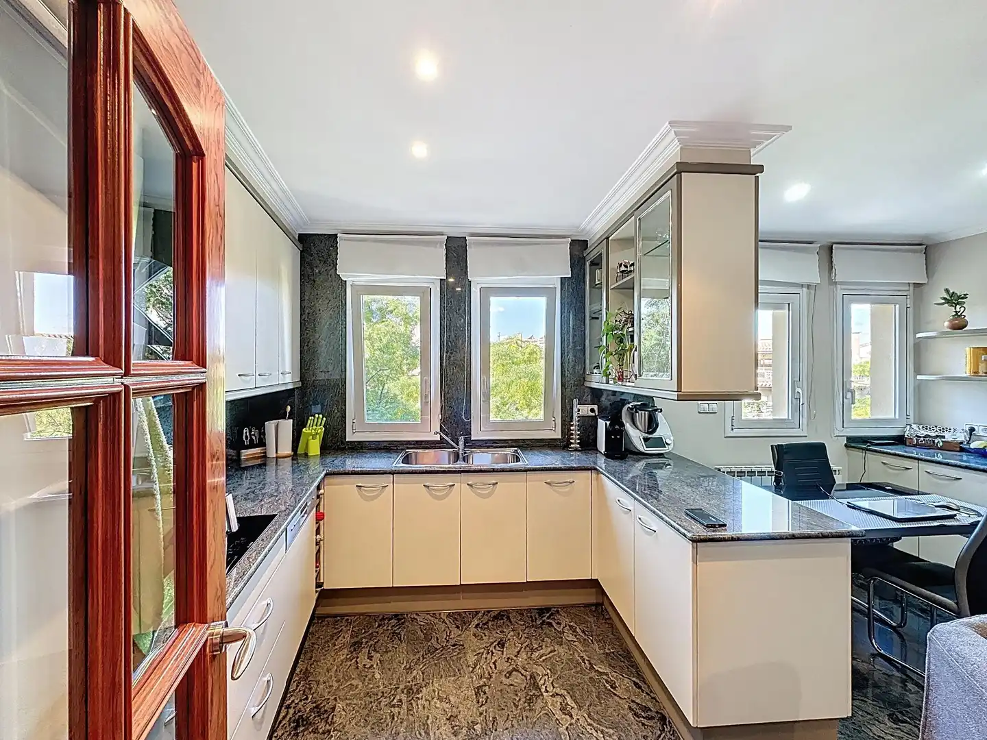 Kitchen of Buildings for sale in Salt