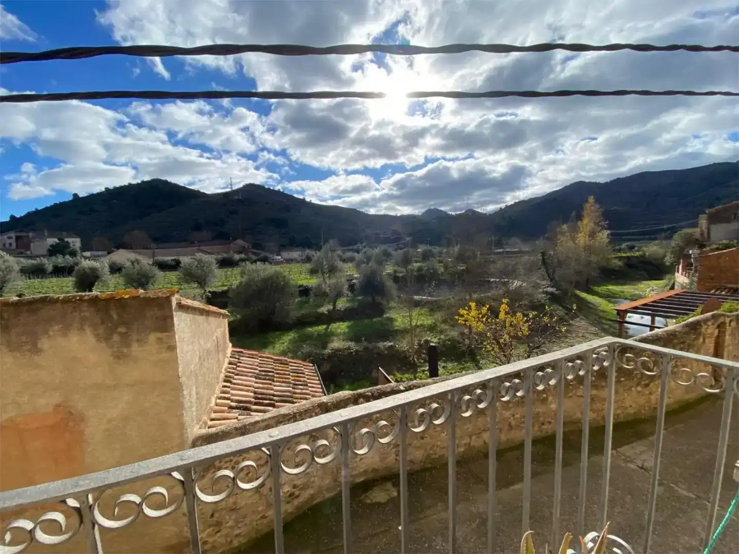 Vista exterior de Pis en venda en Porrera amb Balcó