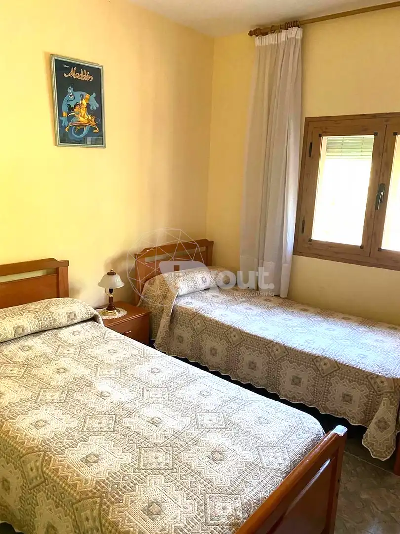 Bedroom of Houses for sale in Valencia de Alcántara  with Air Conditioner, Terrace and Storage room